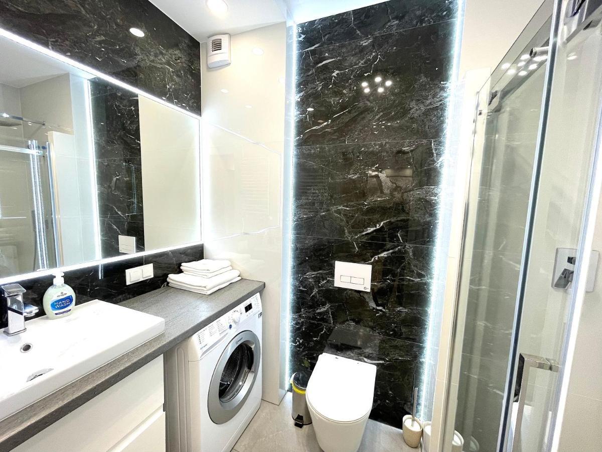 Apartament Superior Blue Przy Plazy- Free Pool, Saunas, Jacuzzi, Fitness, Salzgrotte Колобжег Екстер'єр фото