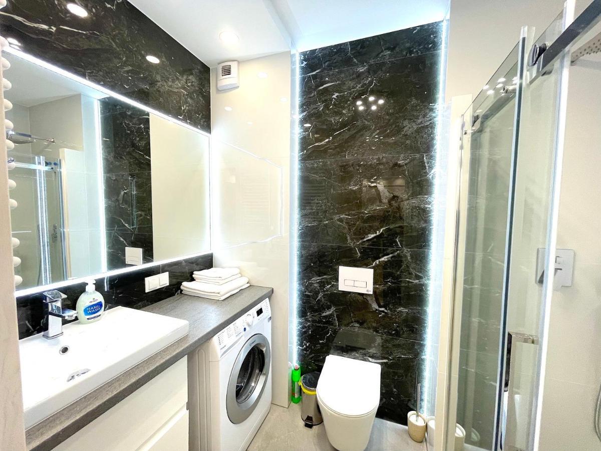 Apartament Superior Blue Przy Plazy- Free Pool, Saunas, Jacuzzi, Fitness, Salzgrotte Колобжег Екстер'єр фото